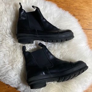 Swedish Ten Points Black Leather Boots 8/EU 38